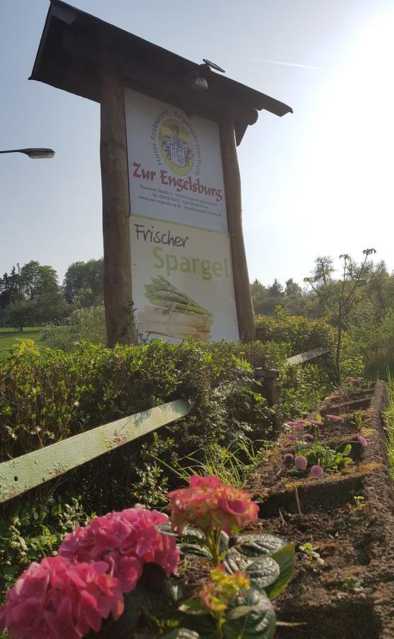 Hotel Zur Engelsburg Hausen-Wied Exterior foto